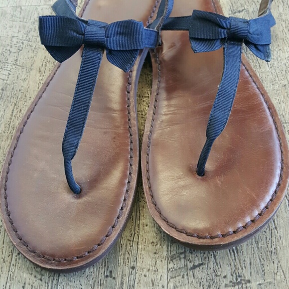 Abercrombie & Fitch Navy Bow flip flop sandals 10 - Picture 6 of 8